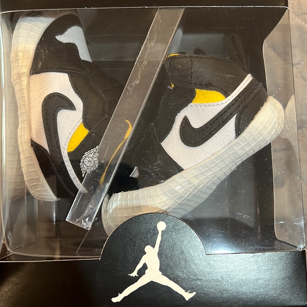 Jordan 1